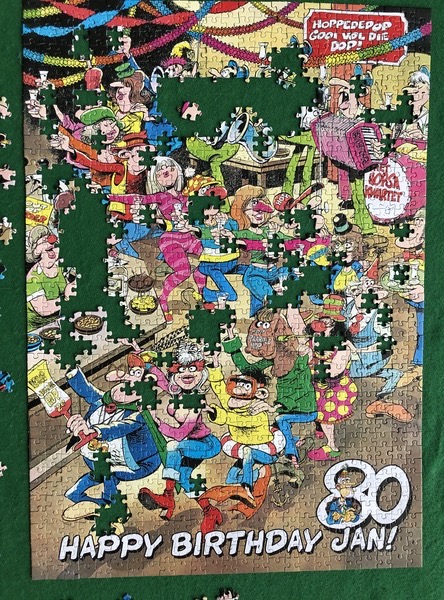 puzzel-1000-stukjes-jan-van-haasteren-fijne-verjaardag-jan-80-jaar-verder-6
